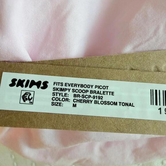NWT Skims Fits Everybody Picot Skimpy Scoop Bralette Cherry Blossom Tonal Sz M - Picture 6 of 7